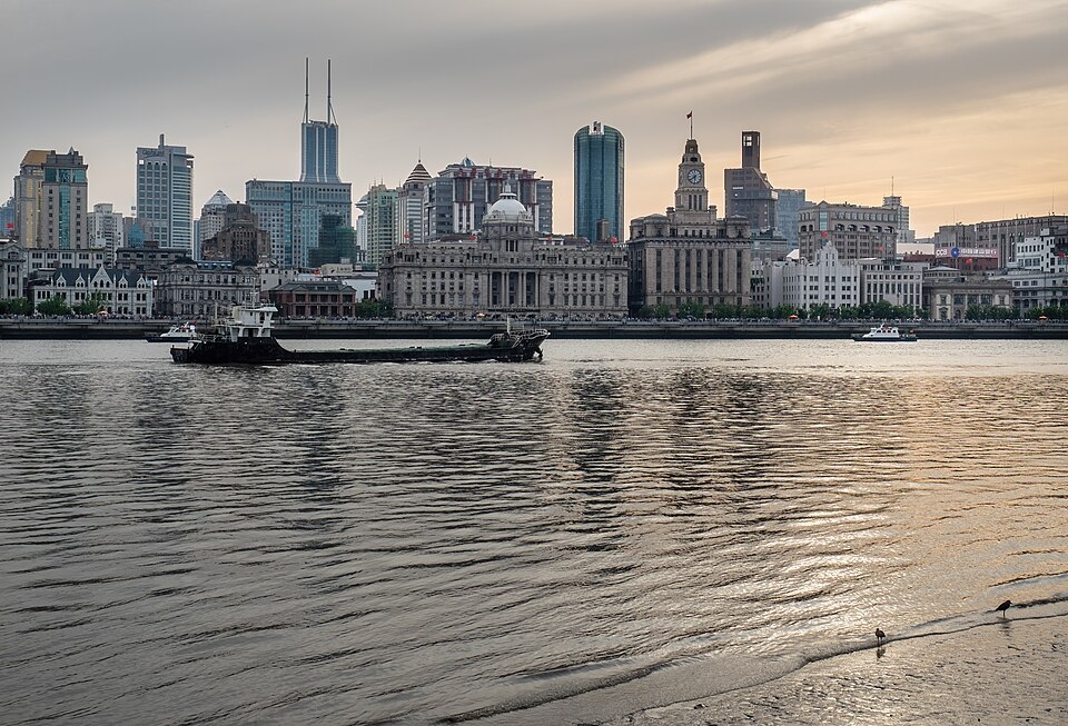 Bangunan-bangunan bank dan perkapalan era 1920-an di Bund, Shanghai