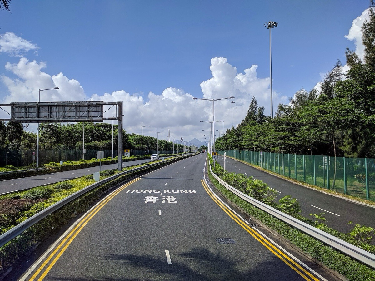 Puente de la bahía de Shenzhen; al otro lado están los Nuevos Territorios de Hong Kong. Foto: Sparktour / CC BY-SA 4.0