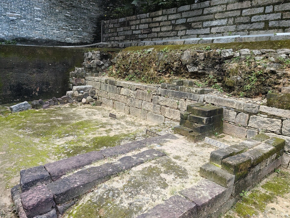 Restos de la muralla de Nantou, el punto de origen de Shenzhen. Foto: Yumeto / CC BY-SA 4.0