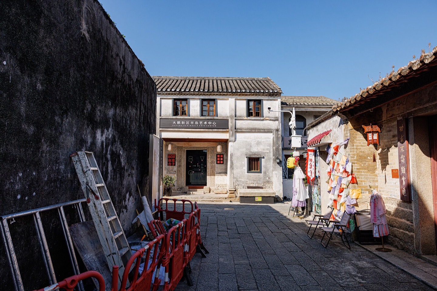 Callejones de las dinastías Ming y Qing dentro de la fortaleza; todavía vive gente aquí. Foto: Dinkun Chen / CC BY-SA 4.0